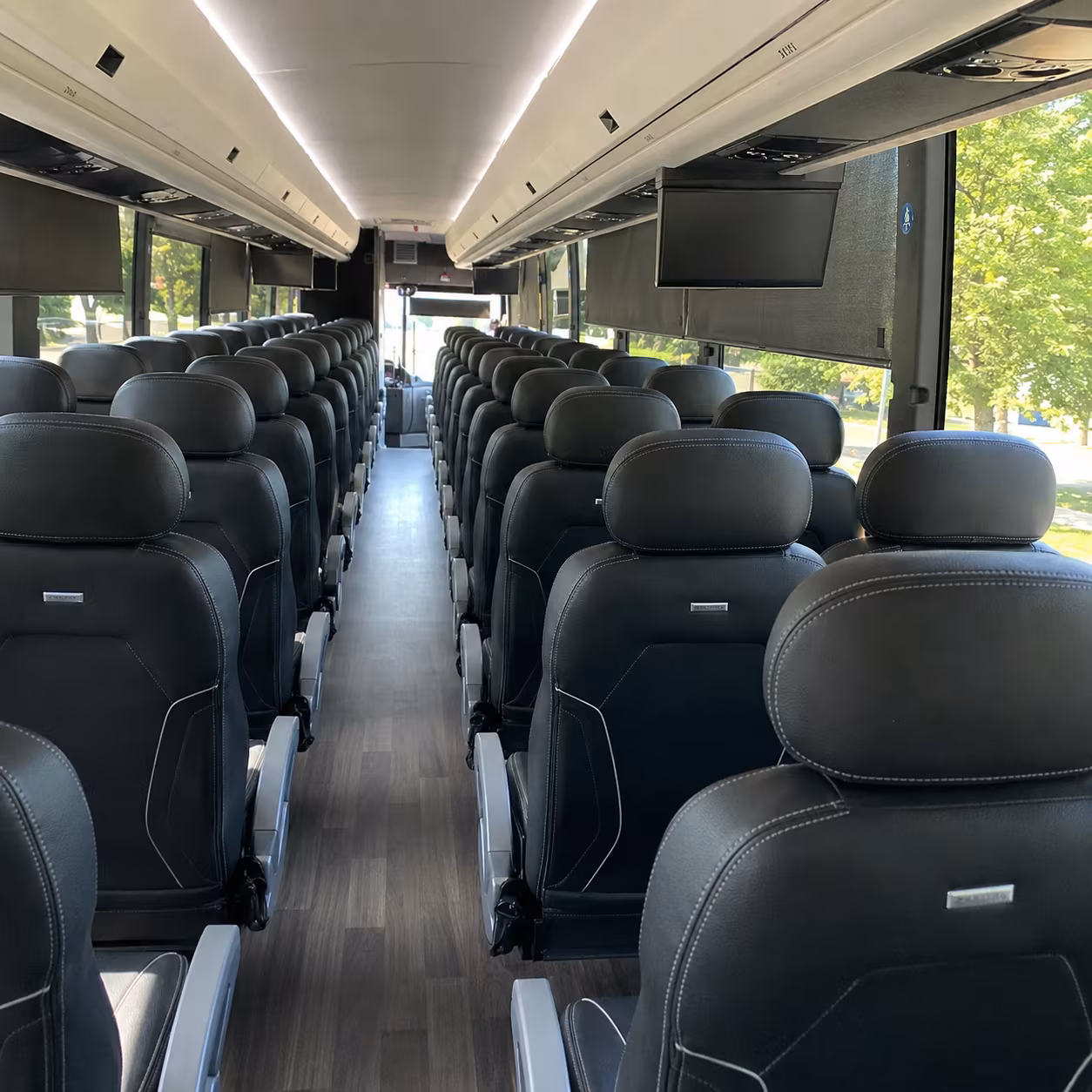 charter bus rentals for pittsburg corporate events and offsite meetings
