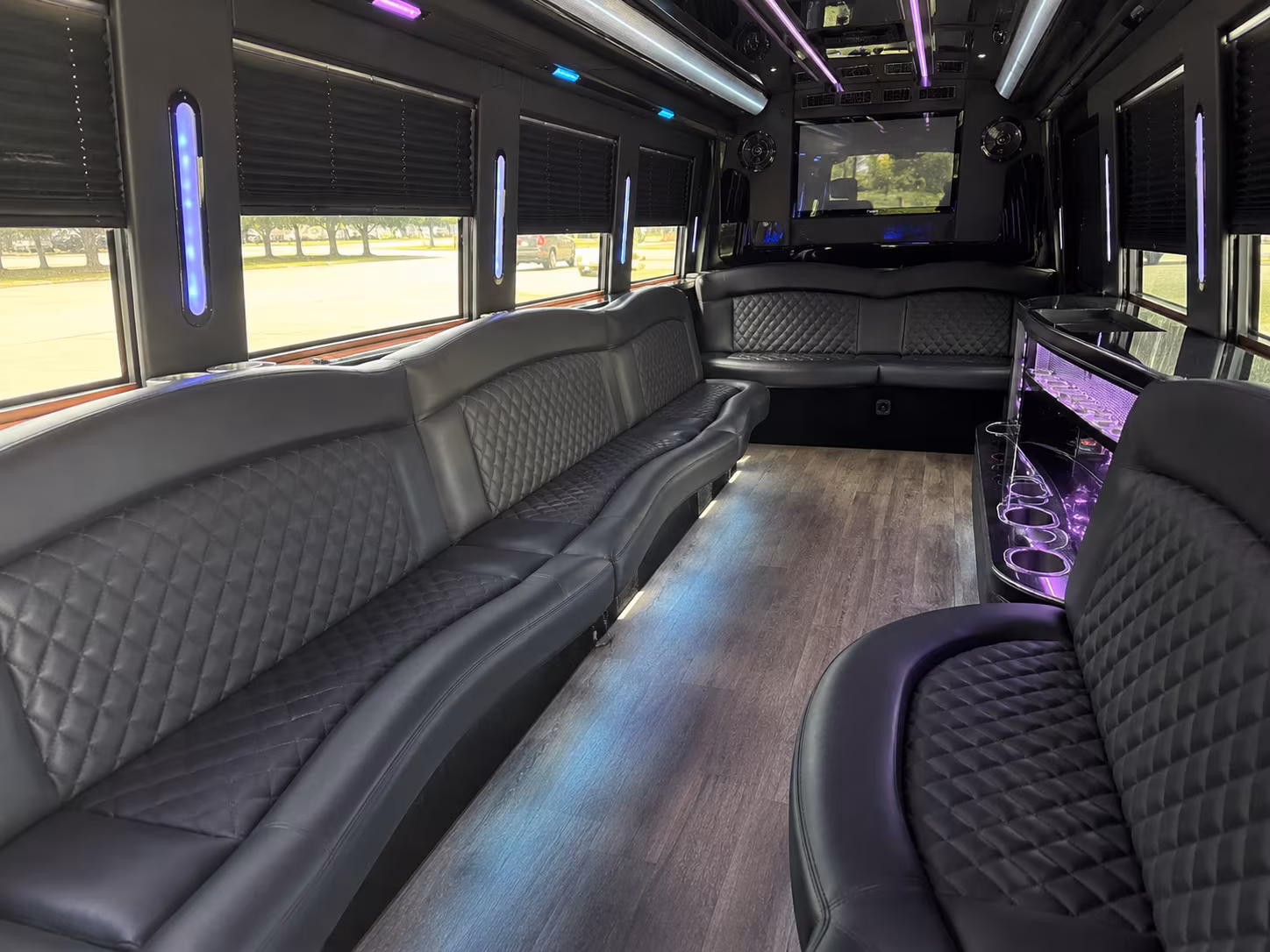 party bus rentals for pittsburg area high school proms