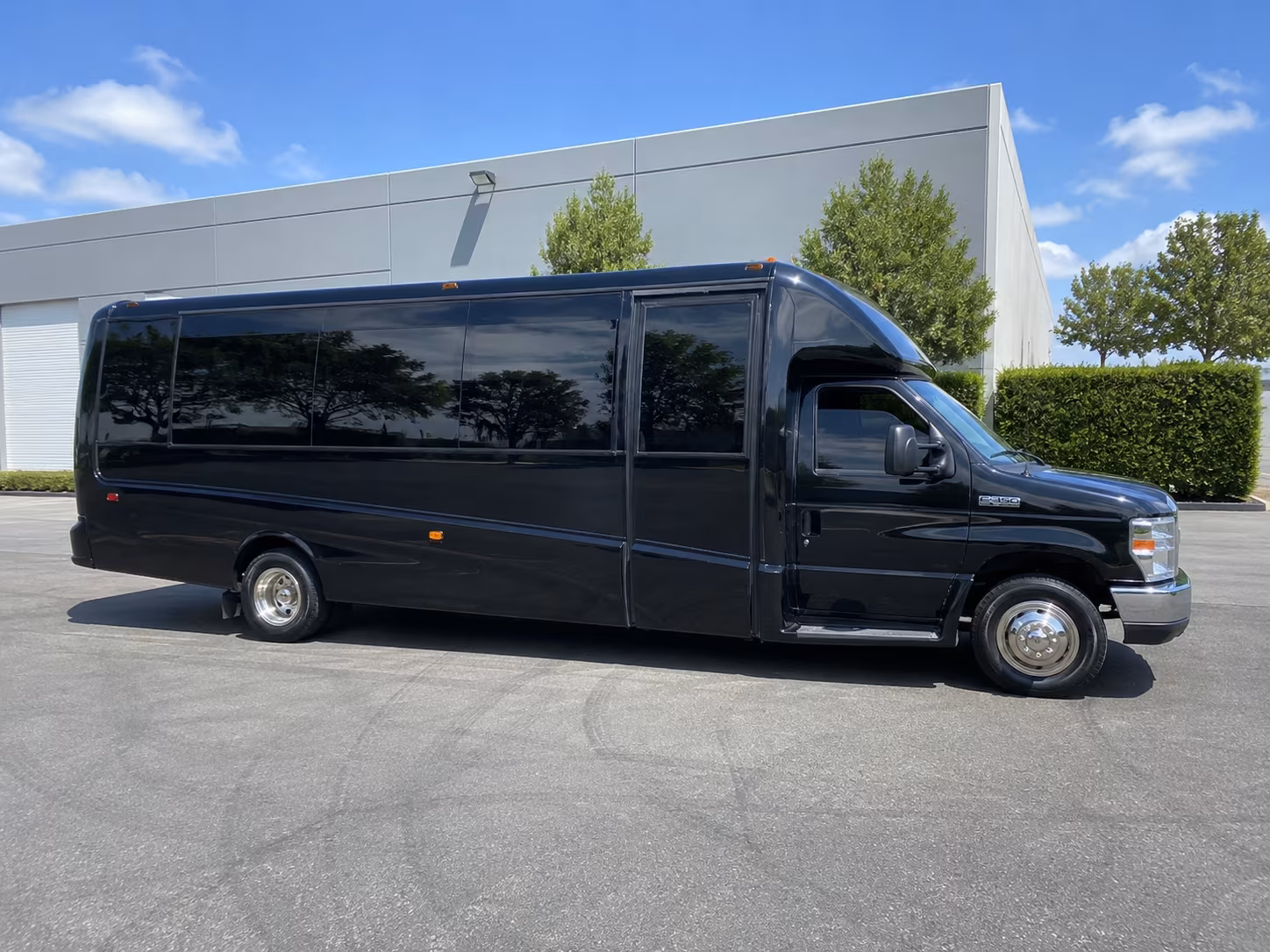 party bus transportation for pittsburg area proms