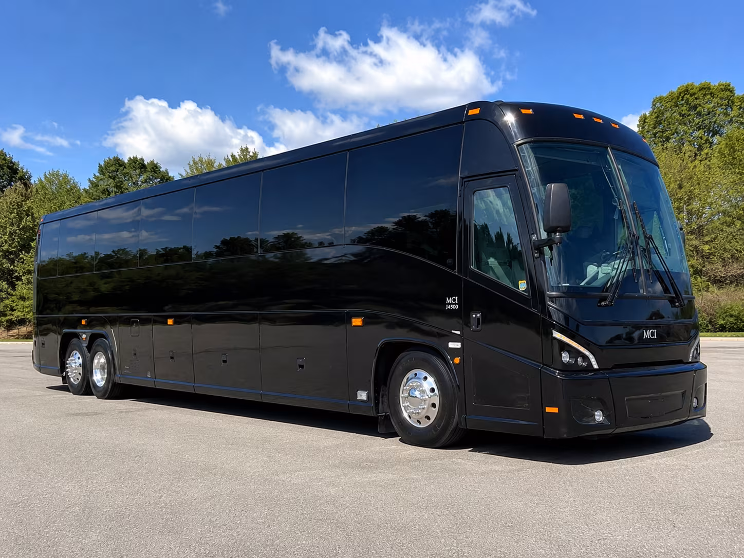 pittsburg 56 passenger charter bus
