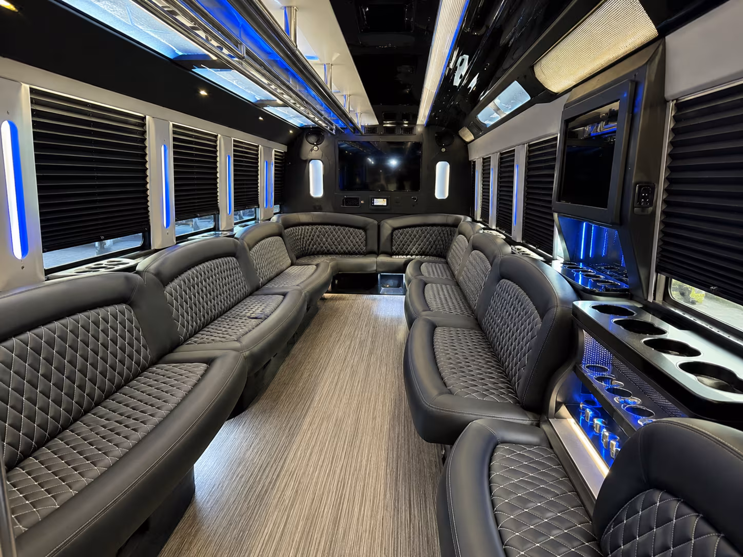 pittsburg quincea n era sweet 16 party bus rental