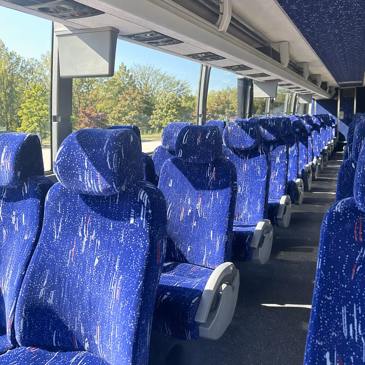 shuttle buses for weekly sunday worship in pittsburg