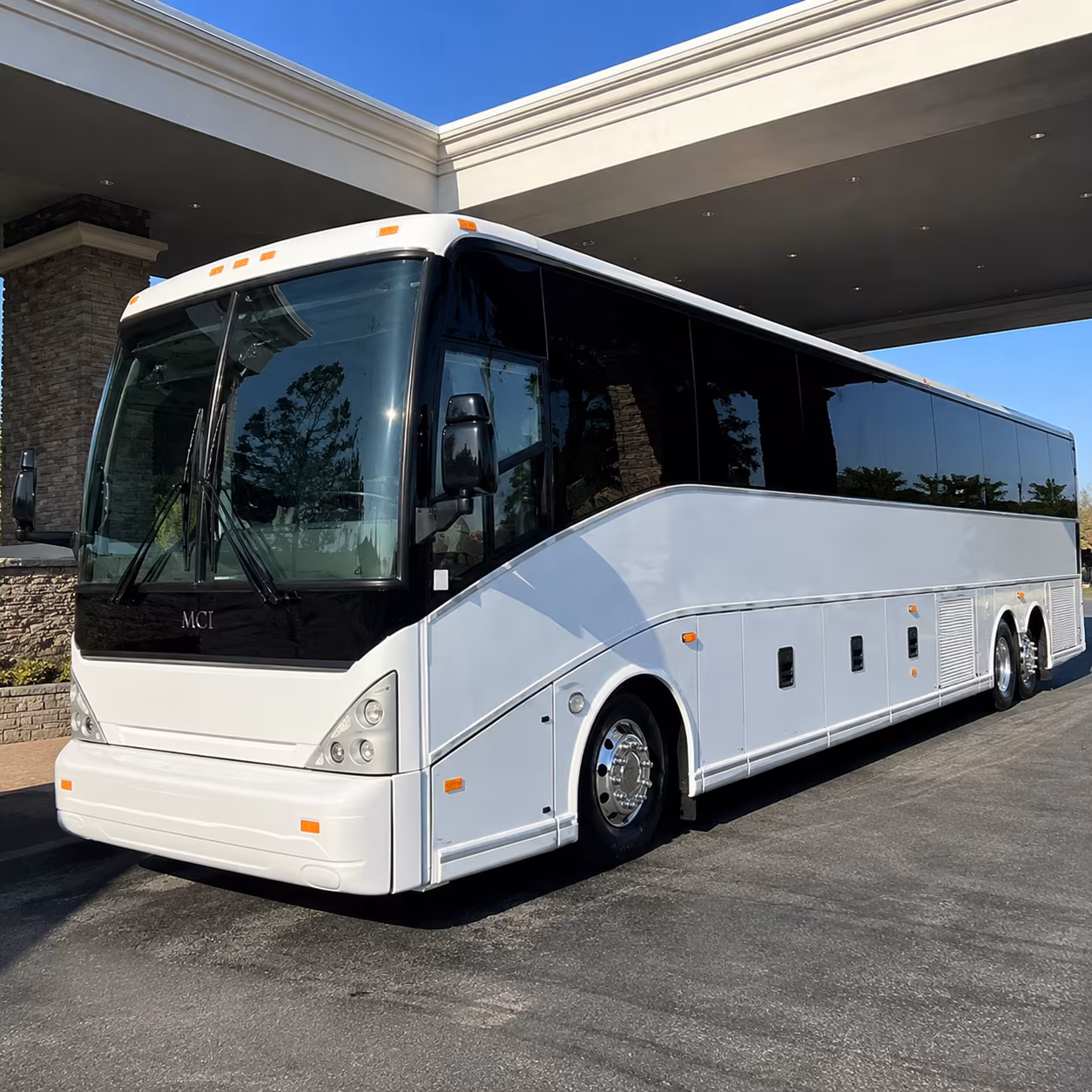 sprinter vans and small bus rentals for intimate pittsburg prom groups